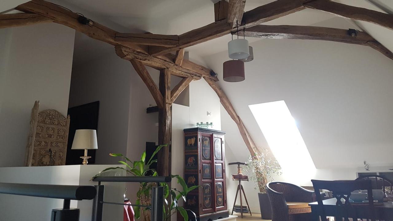 Les 7 Tilleuls - Chambres D'Hotes Мелан Экстерьер фото